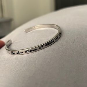 Bangle - “The Love Between a Mother and Daughter Knows No Distance”